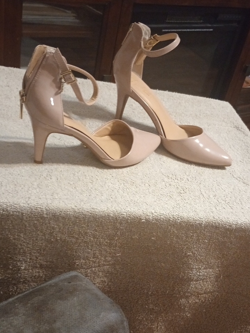 Thalia Sodi Blush Pointed-Toe Ankle Strap Heels Size 6 Med